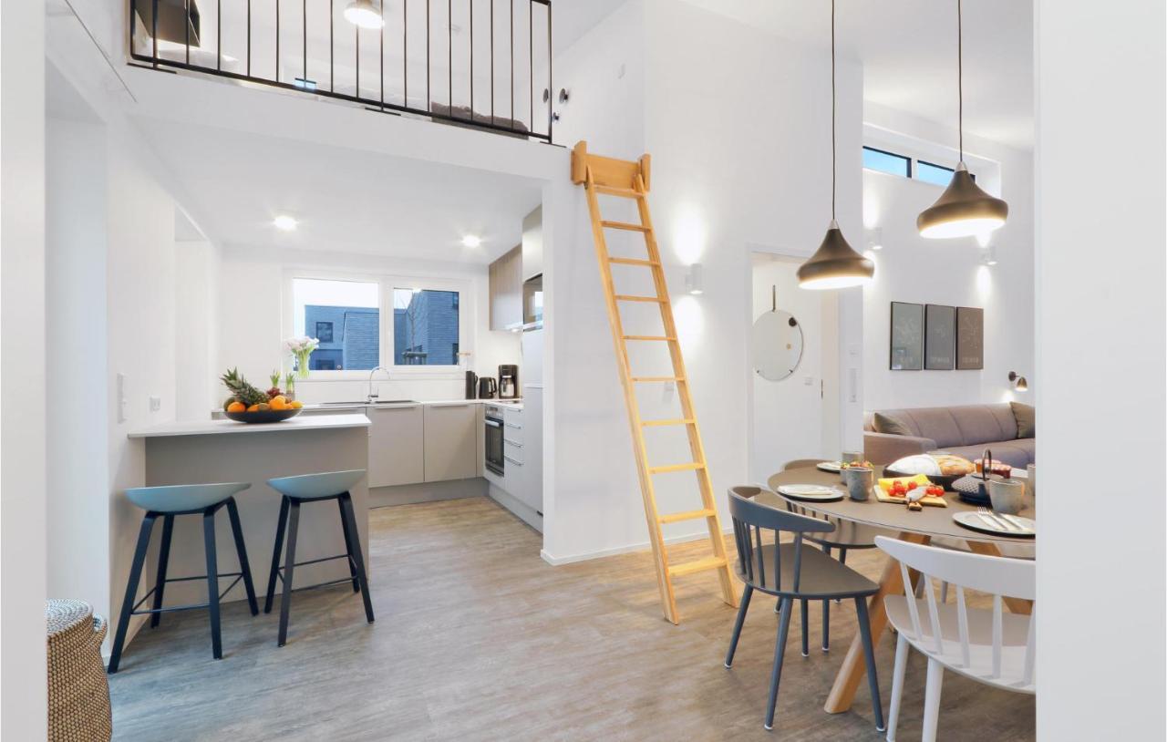 2 Bedroom Gorgeous Home In Lembruch-Duemmer See Exterior foto