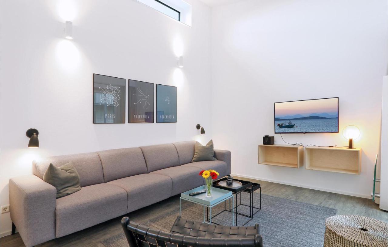 2 Bedroom Gorgeous Home In Lembruch-Duemmer See Exterior foto